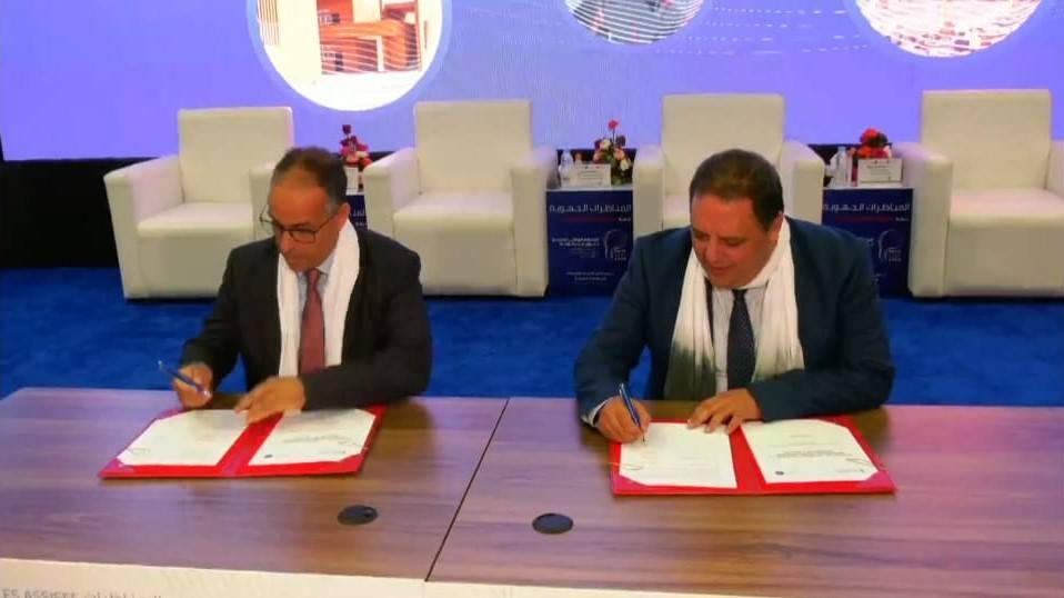 SIGNATURE DE L'ACCORD