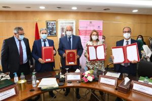 CÉRÉMONIE DE SIGNATURE DES CONTRATS DE FINANCEMENT DES 15 PROJETS RETENUS.